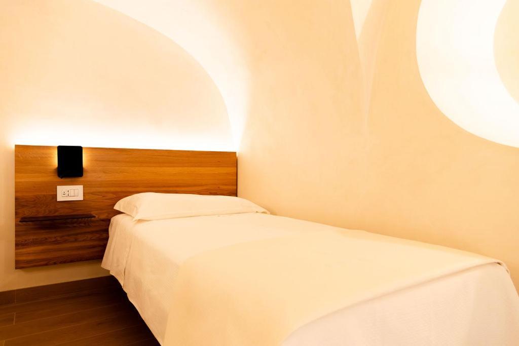Sun Serenity Suite โตรเปอา ภายนอก รูปภาพ