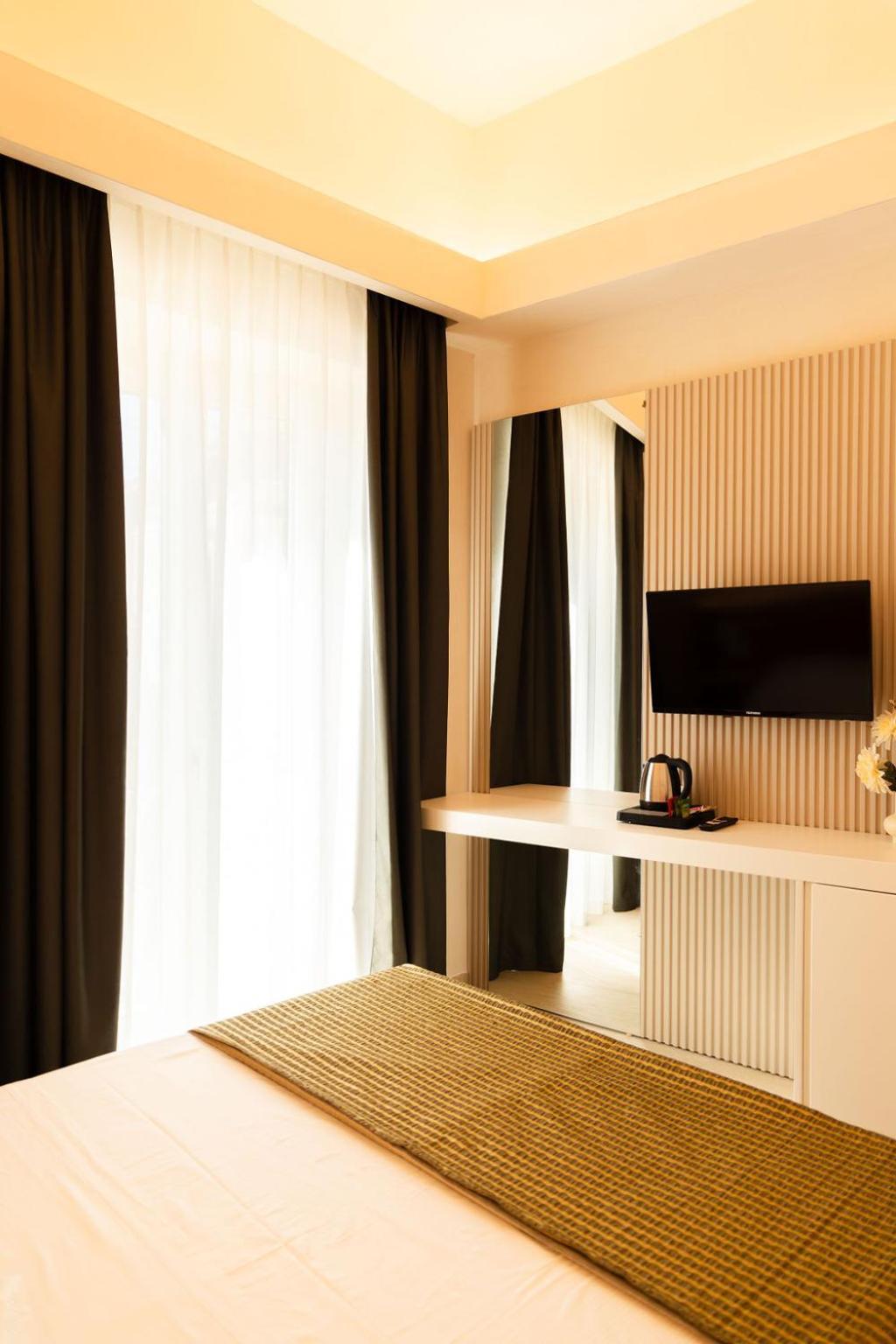 Sun Serenity Suite โตรเปอา ภายนอก รูปภาพ