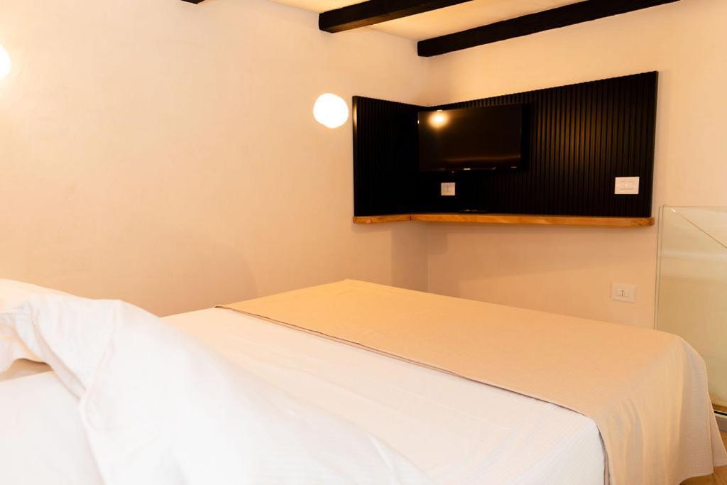 Sun Serenity Suite โตรเปอา ภายนอก รูปภาพ